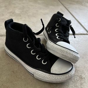 Boys Black converse size 11